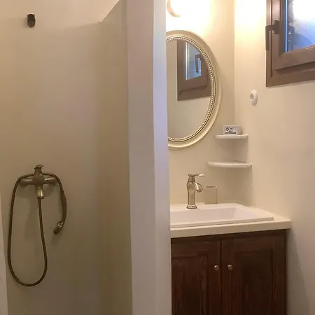 펜션 Erifyli Near Mylopotamos In Pelion 차가라다